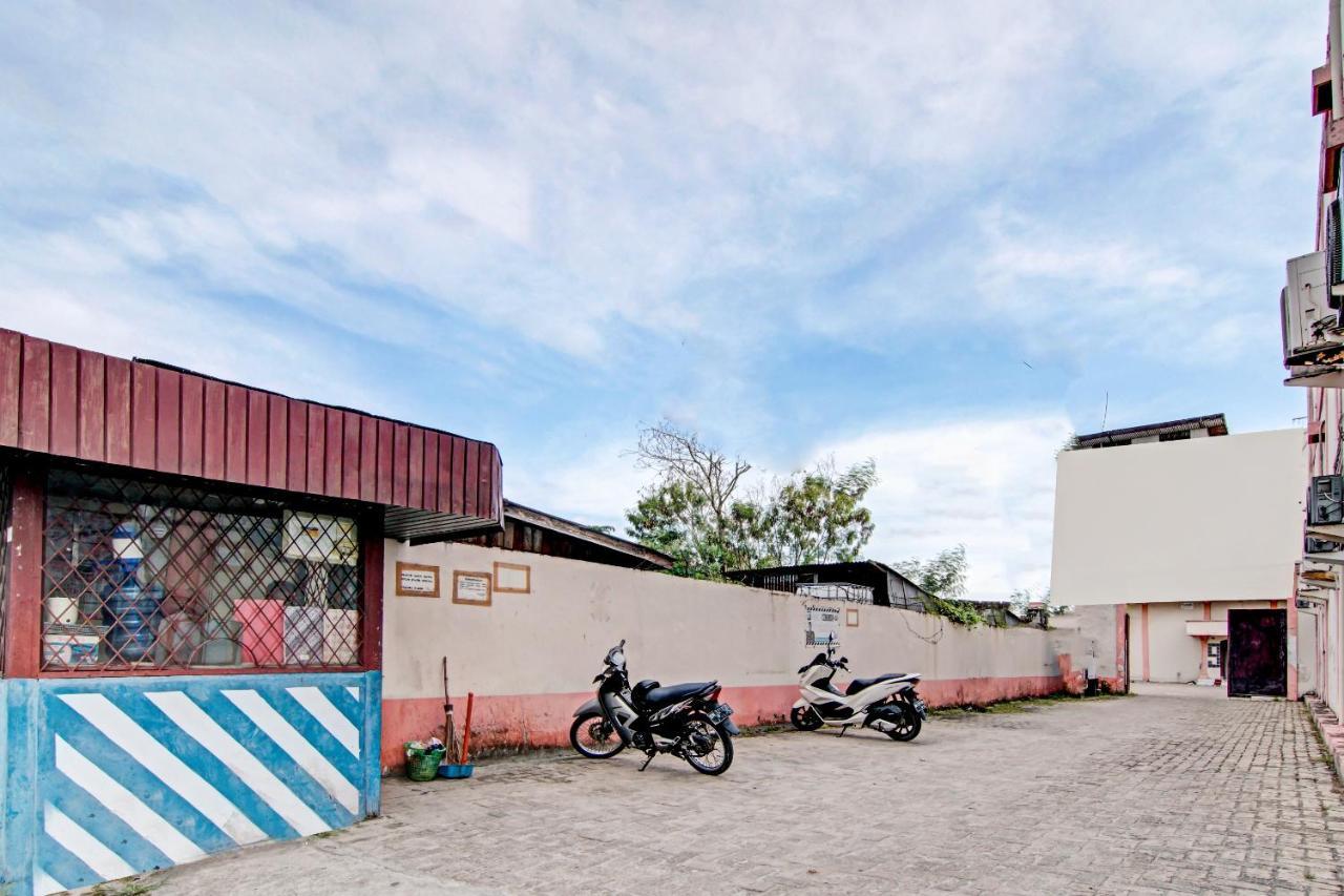 Oyo 90697 Hotel Wisata Dumai Zewnętrze zdjęcie